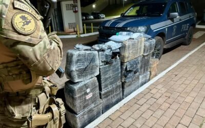 PRF impede entrada de 800 kg de cocaína no Brasil em 4 dias; pré-candidato paraguaio e casal com bebê estão entre os presos