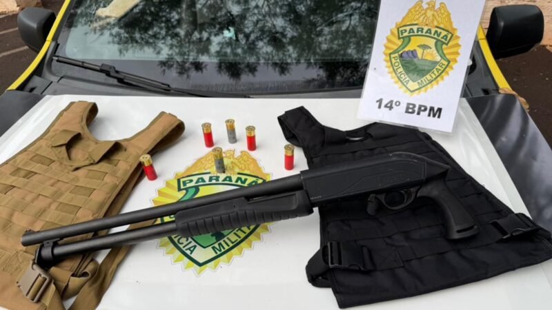 Arma e munições são apreendidas após fuga de suspeito na região da Vila Portes