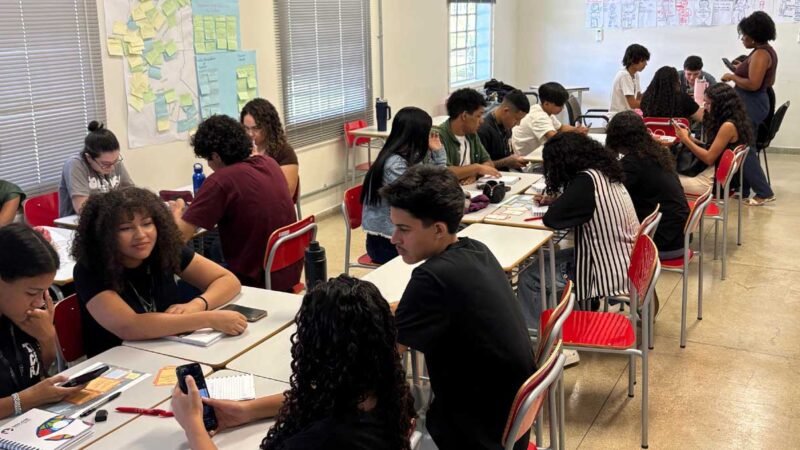Trilha Jovem Iguassu avança com aulas presenciais no Itaipu Parquetec
